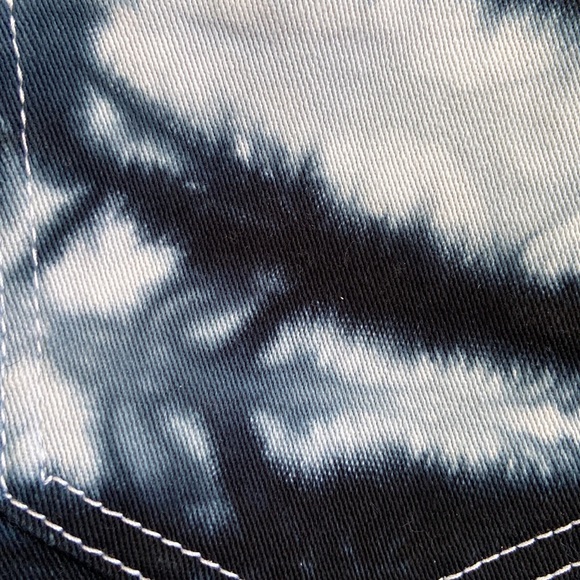 NWOT Cute tie dye/acid wash print skinny jeans in size 11 - Picture 8 of 8